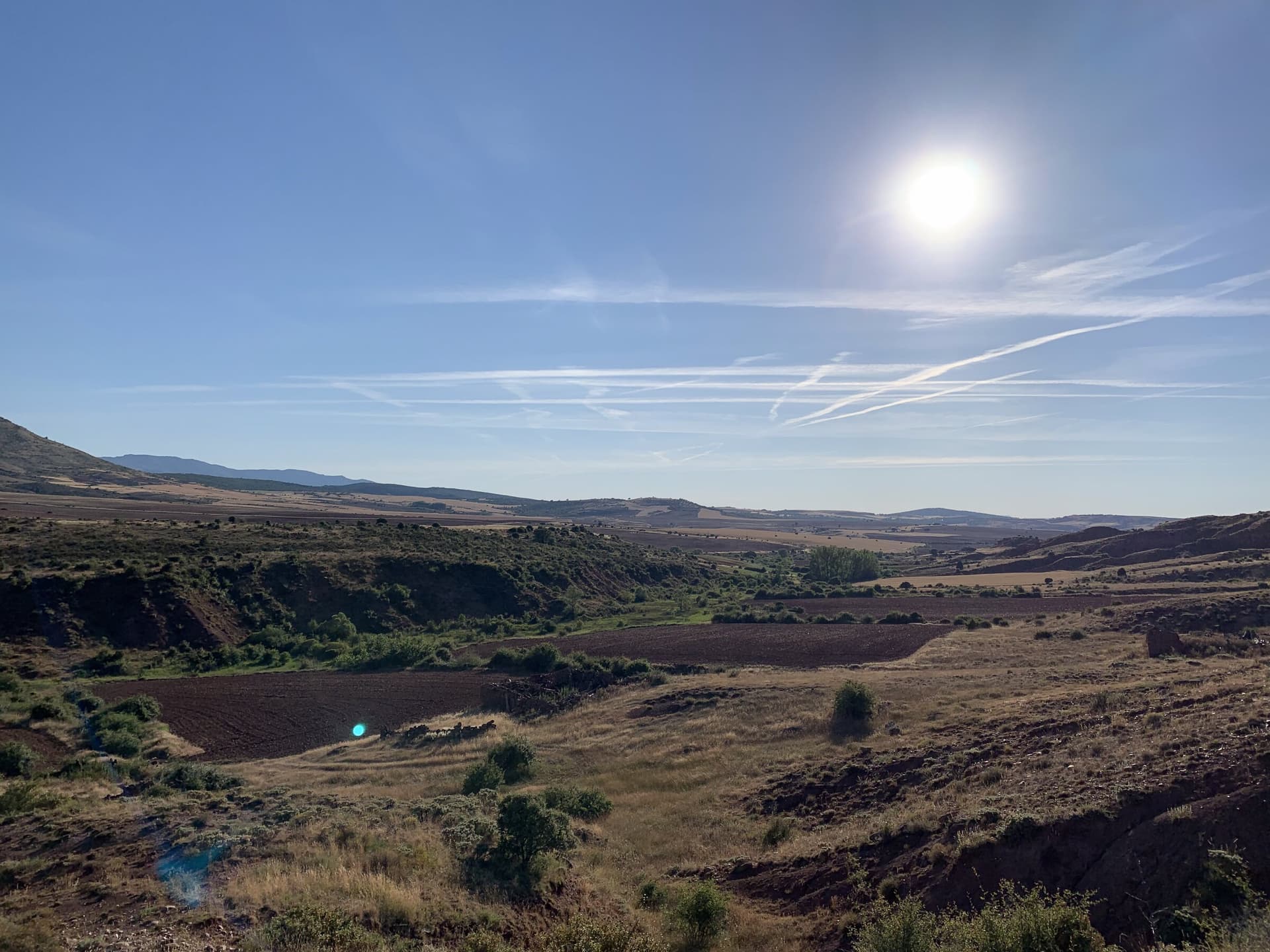 Paisaje de Rebollosa de Pedro con campos al fondo
